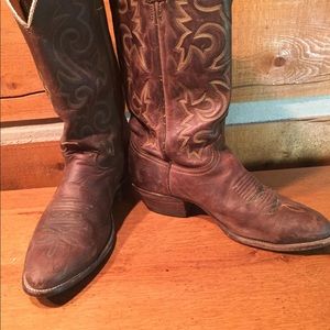 J Chisholm men’s brown cowboy boots